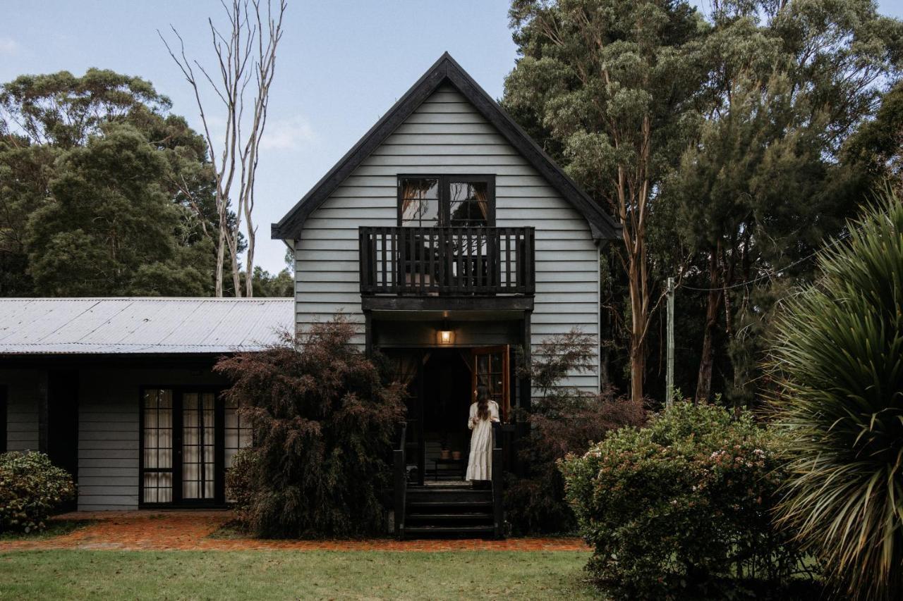 The Quarters Strahan Exterior foto